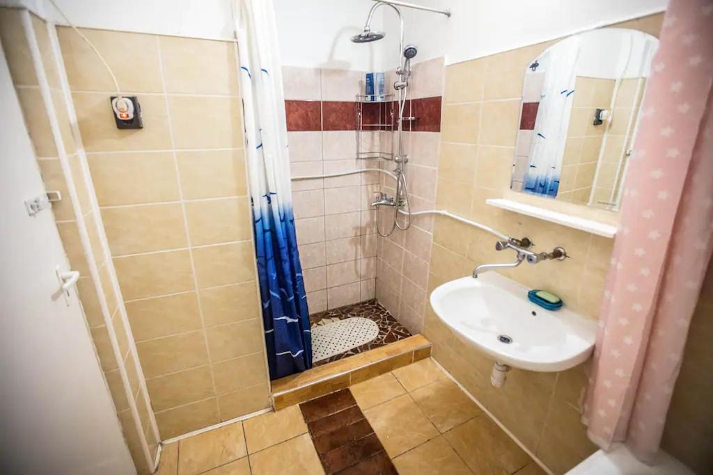 Keleti Apartment City Center Big Flat Bedroom Private Use Budapeste Exterior foto